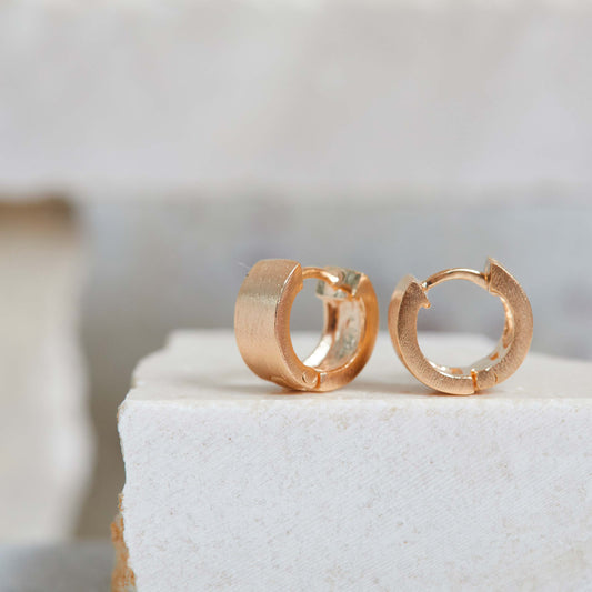 ARGOLA CHATA GROSSA C/ OURO