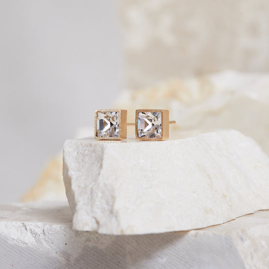 BRINCO QUADRADO M C/ OURO