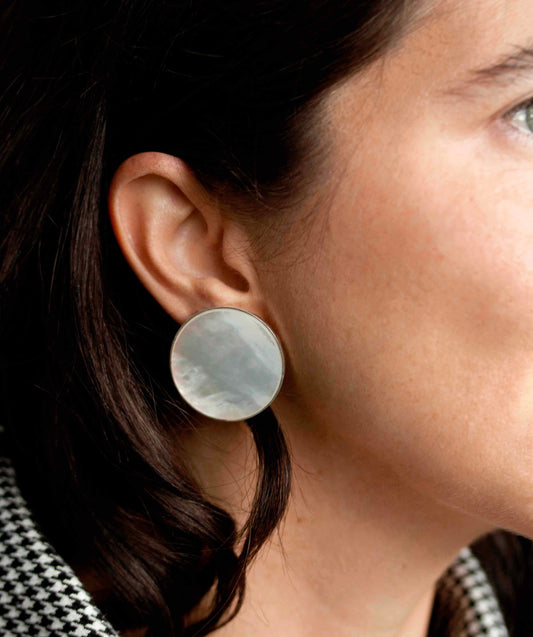 BRINCO CHAPA REDONDA DE MADREPÉROLA